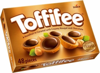 Toffifee Bombonierka 400 g - Orzech laskowy w karmelu, kremie orzechowym i czekoladzie (48 sztuk)